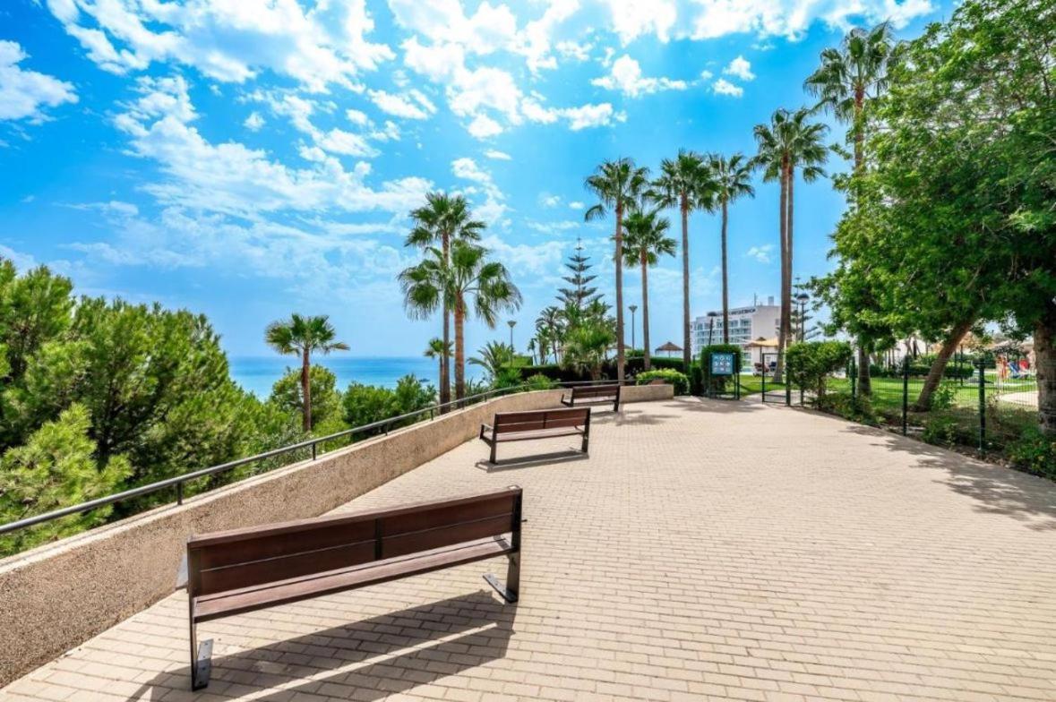 Apartamento Para 6 Con Wifi, Ac, Piscina Y Parking Gratis Benalmádena Kültér fotó