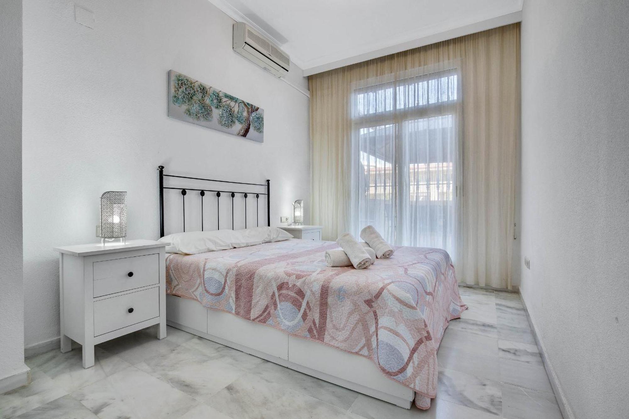 Apartamento Para 6 Con Wifi, Ac, Piscina Y Parking Gratis Benalmádena Kültér fotó